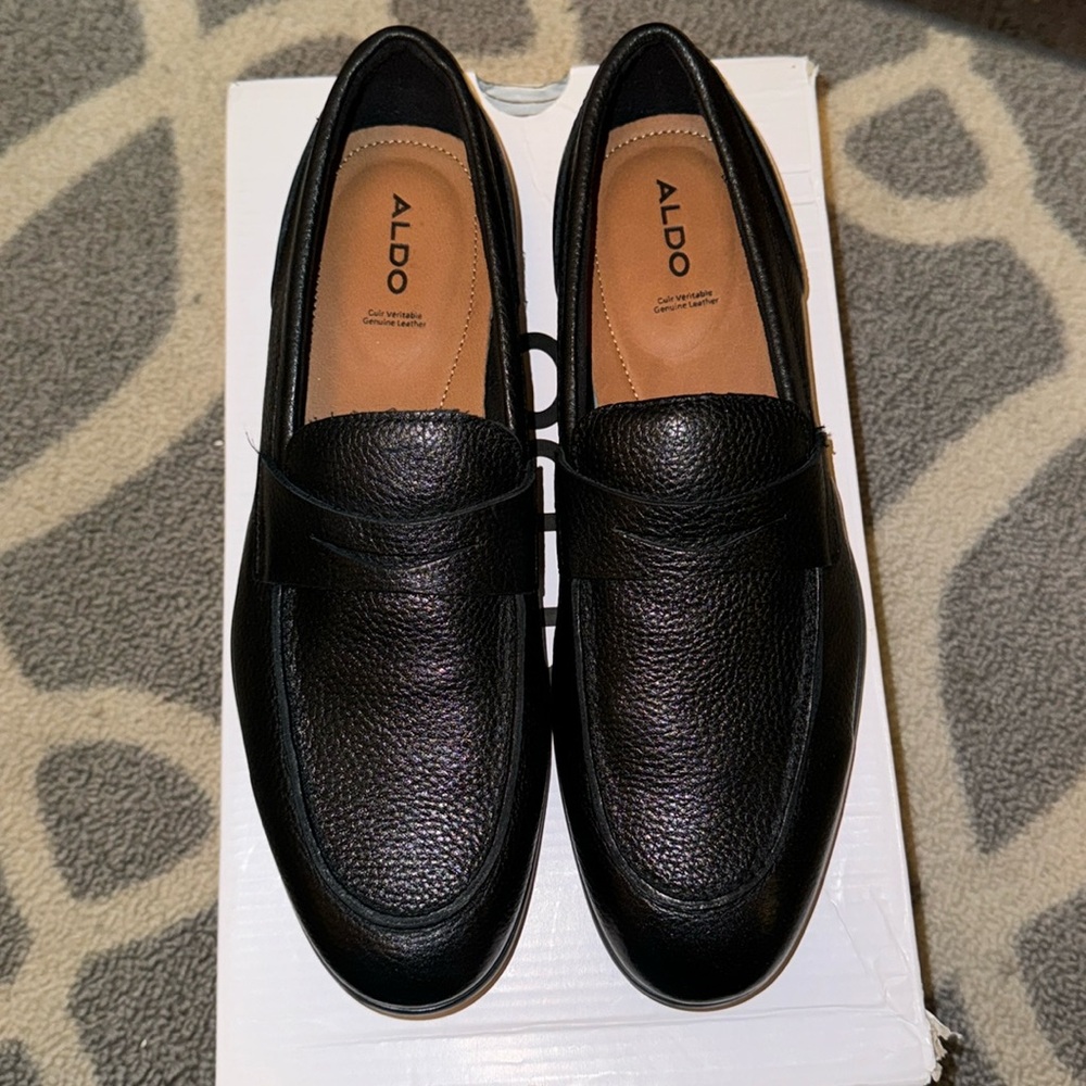 Brand new Aldo loafers in size 8us.